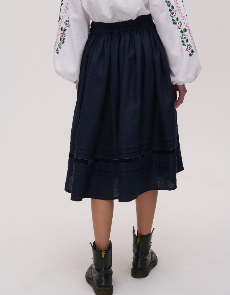 Ciemnogranatowa spódnica „Strichka”