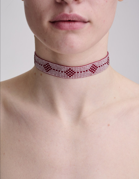 Naszyjnik-choker biało-bordowy